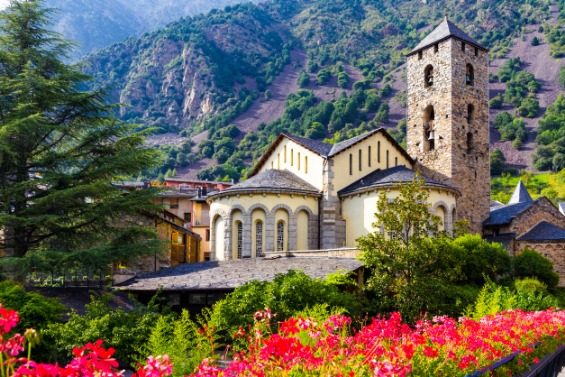 vivre et travailler en Andorre