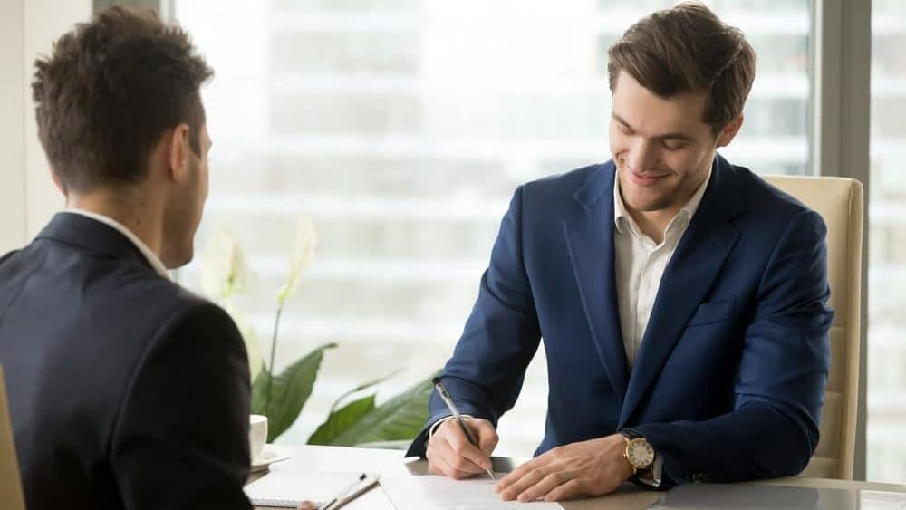 Signer uncontrat de travail