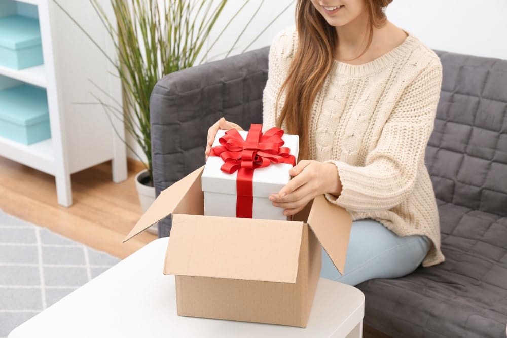 S’envoyer mutuellement et continuellement des petits cadeaux